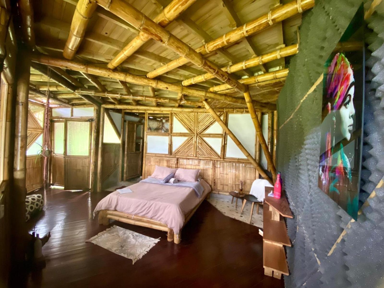 Ecohotel Soplo Del Tambo Кокорна Стая снимка